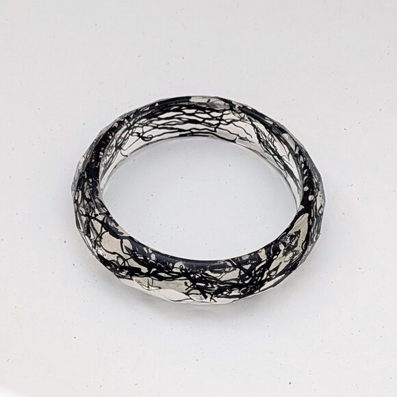 Hand-Poured Resin Bangle Bracelet – Clear Resin Encasing Black Moss/Seaweed - Picture 1 of 2